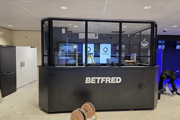 Anti-Bandit Screens Hull